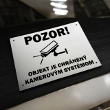 Schild Achtung Kamerasystem 2