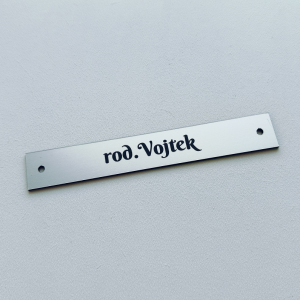 Namensschild mit Löchern 13 x 2 cm